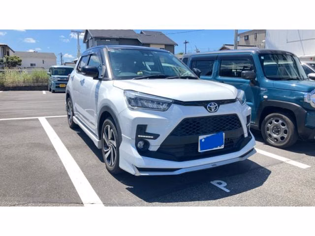 TOYOTA RAIZE