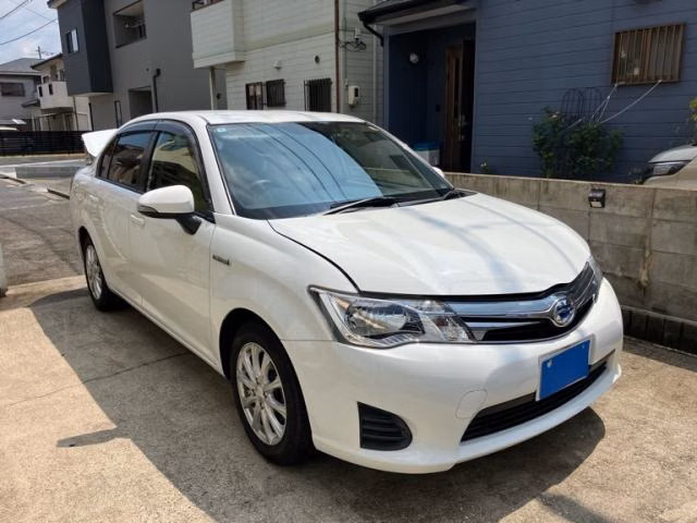 TOYOTA COROLLA AXIO