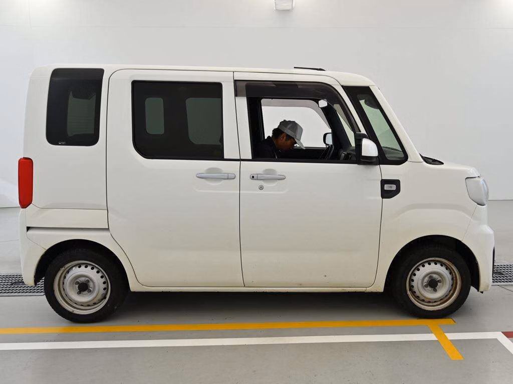 DAIHATSU HIJET CADDIE