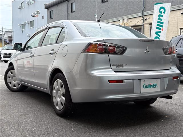 MITSUBISHI GALANT FORTIS