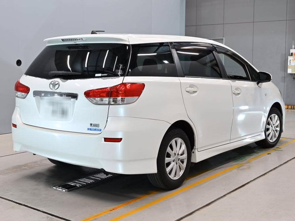 TOYOTA WISH