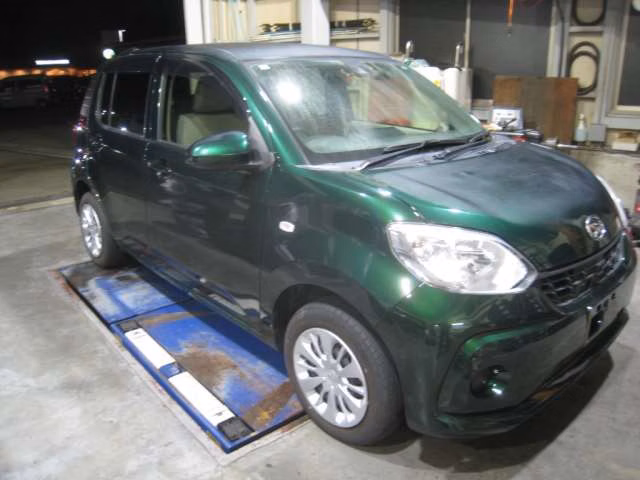 DAIHATSU BOON