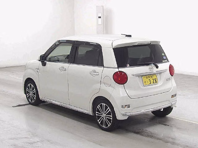 DAIHATSU CAST
