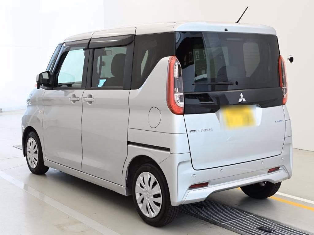 MITSUBISHI EK SPACE
