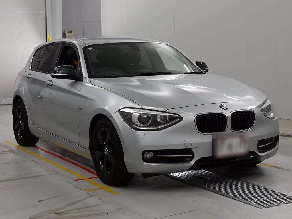 BMW 1-SERIES