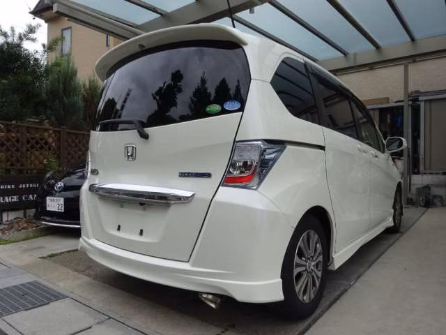 HONDA FREED