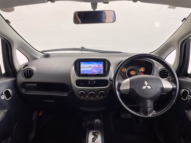 MITSUBISHI I