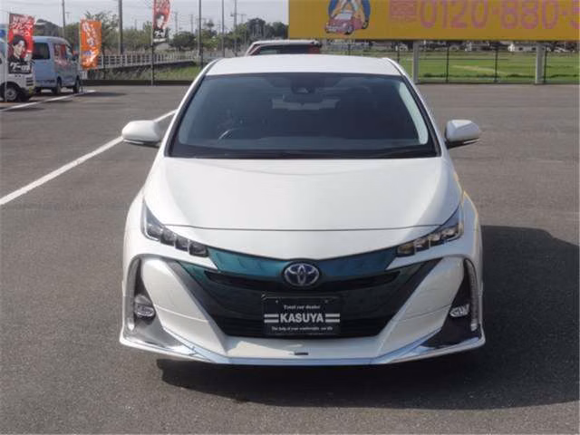 TOYOTA PRIUS PHV