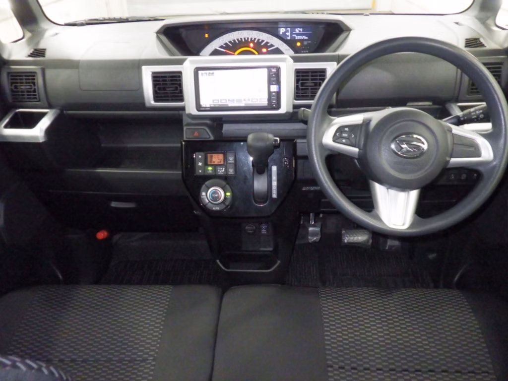 DAIHATSU WAKE