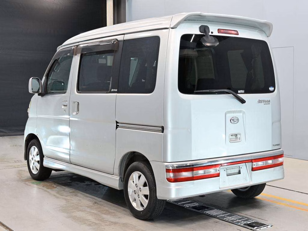 DAIHATSU ATRAI