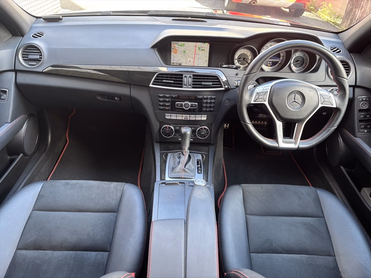 MERCEDES-BENZ C-CLASS