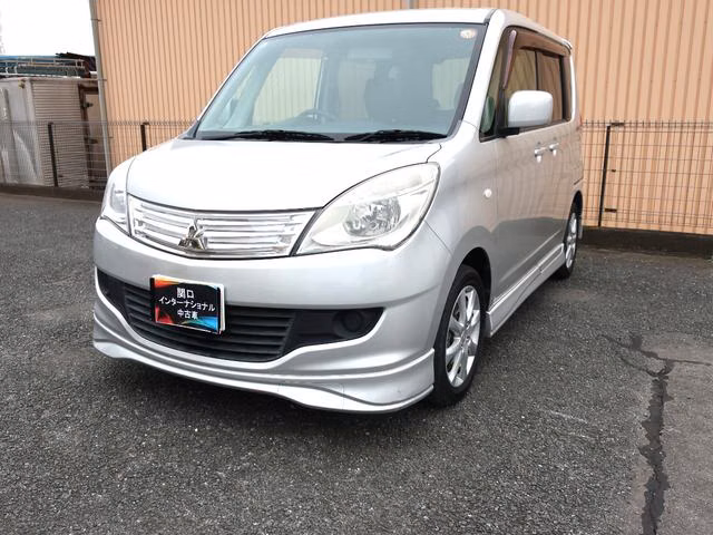 MITSUBISHI DELICA D:2