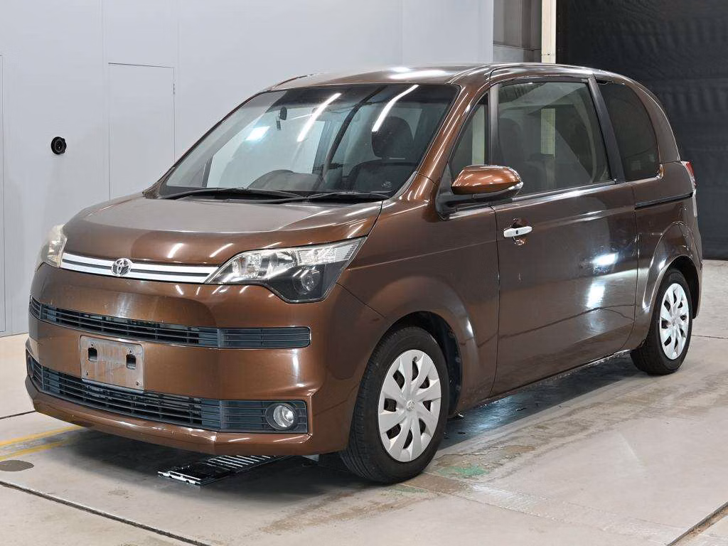 TOYOTA SPADE