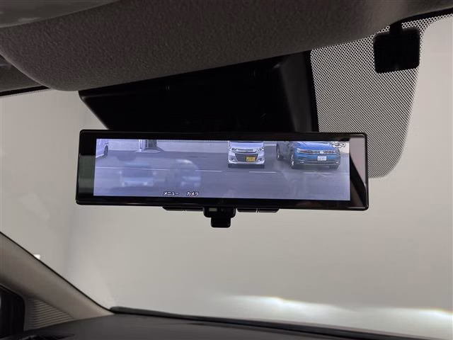 NISSAN AURA