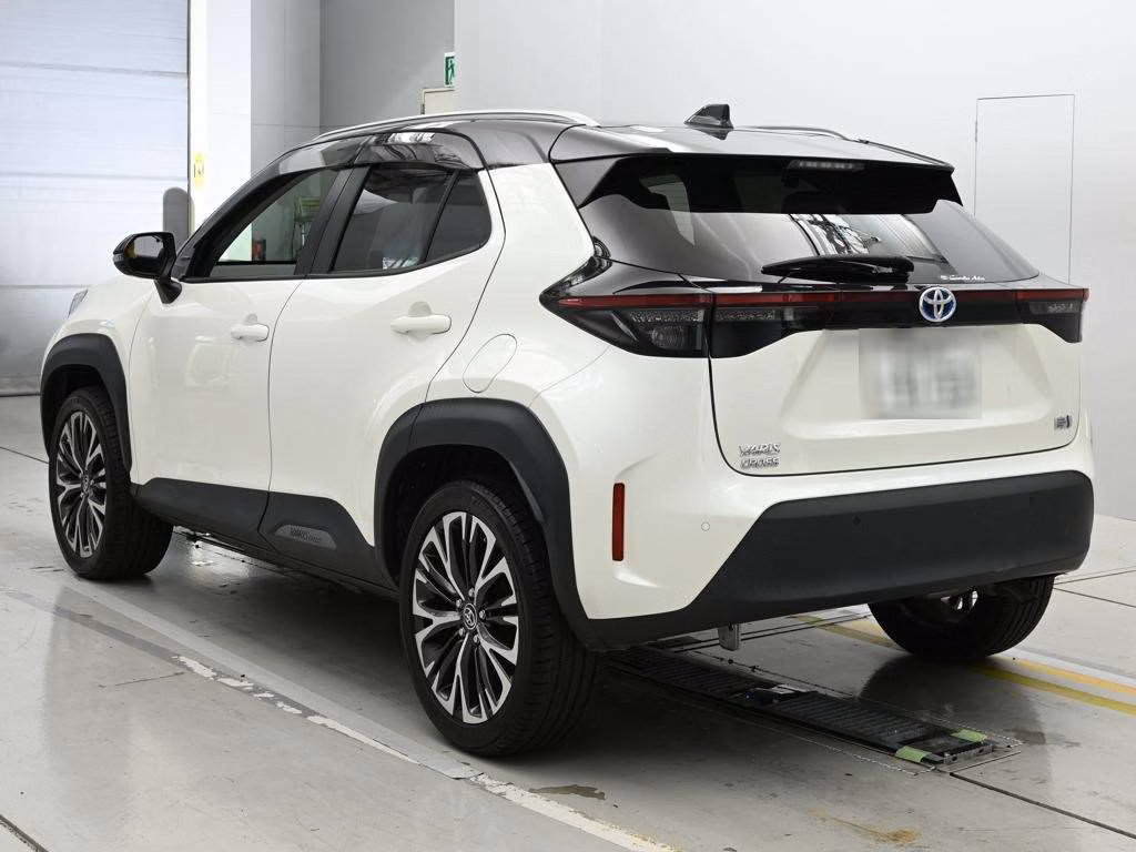 TOYOTA YARIS CROSS