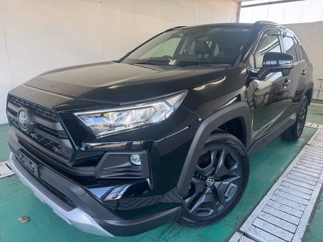 TOYOTA RAV4