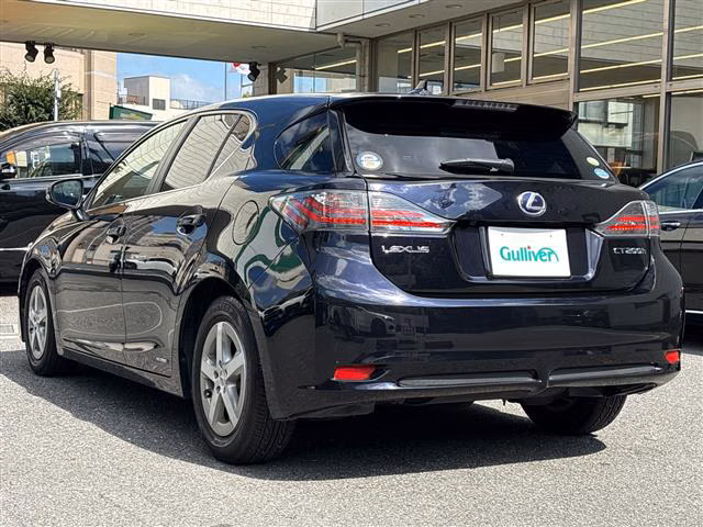 LEXUS CT200H