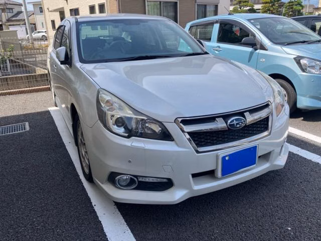 SUBARU LEGACY B4