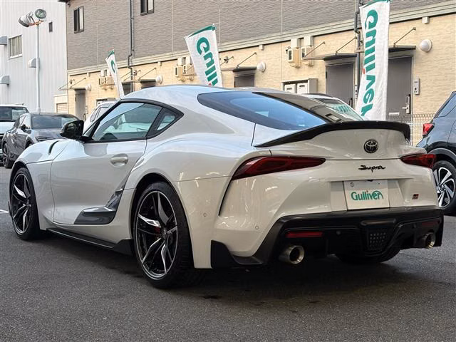 TOYOTA SUPRA
