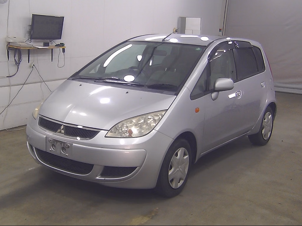 MITSUBISHI COLT
