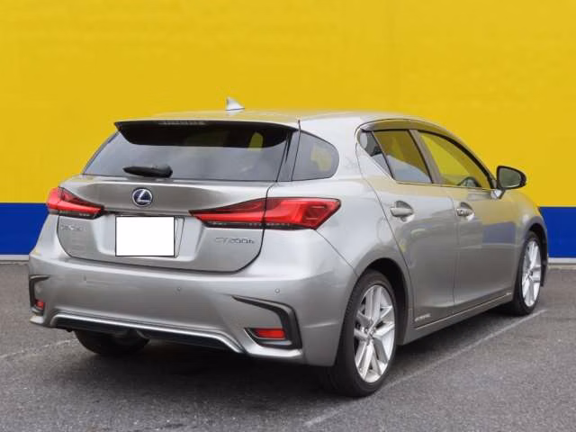 LEXUS CT200H