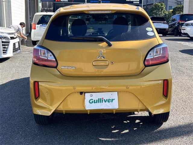 MITSUBISHI MIRAGE