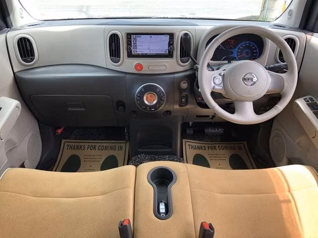 NISSAN CUBE