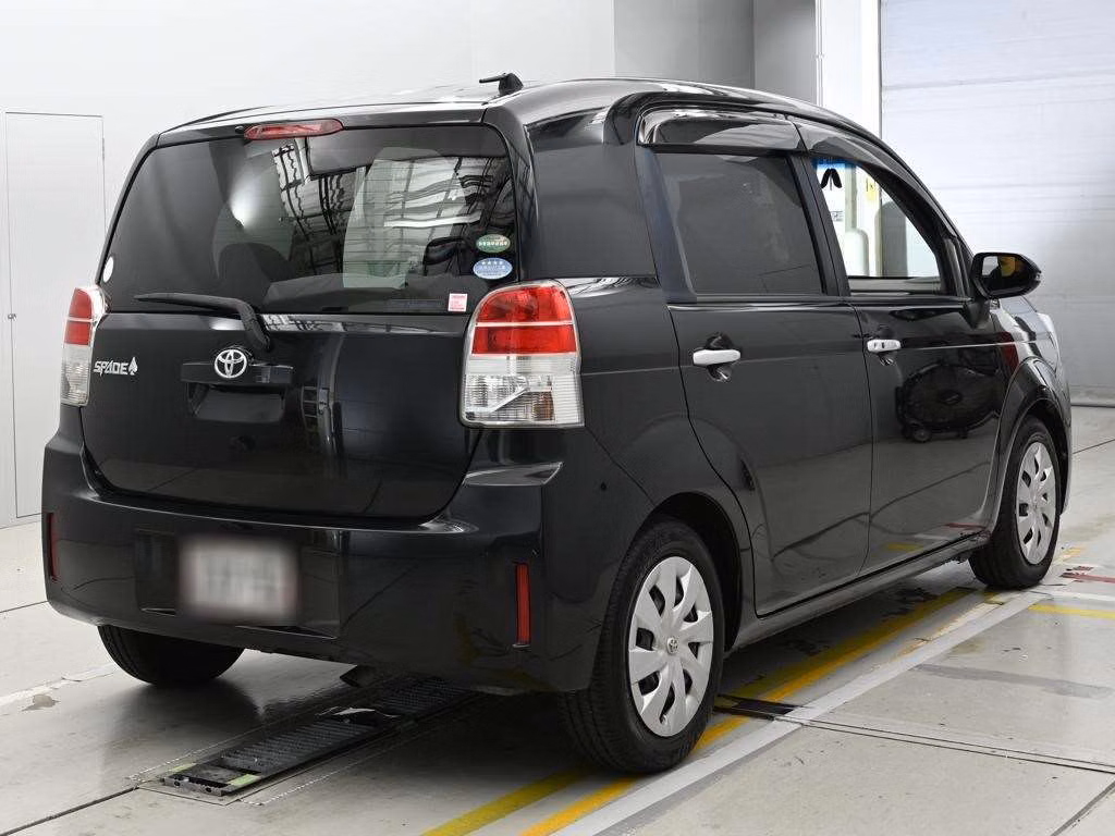 TOYOTA SPADE