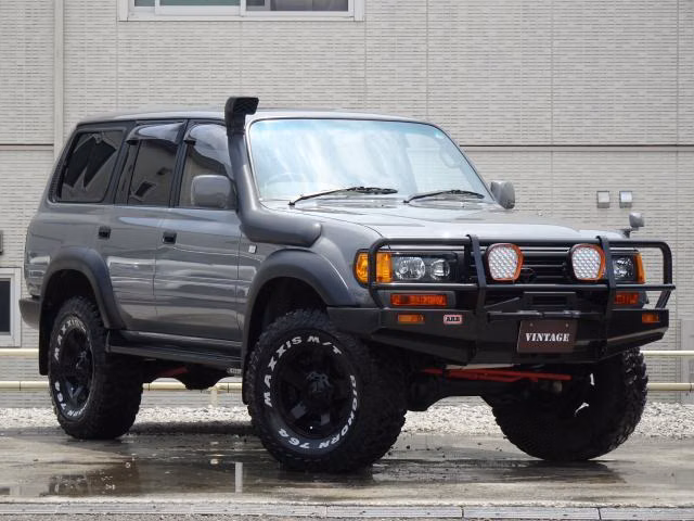 TOYOTA LAND CRUISER