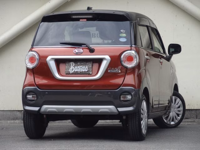 DAIHATSU CAST