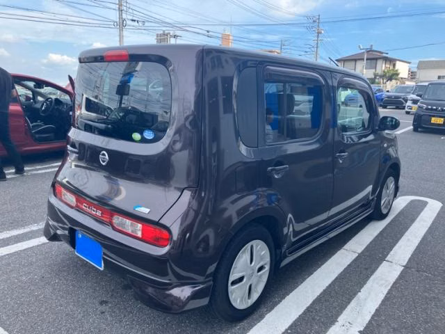 NISSAN CUBE