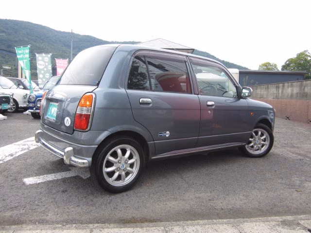 DAIHATSU MIRA GINO