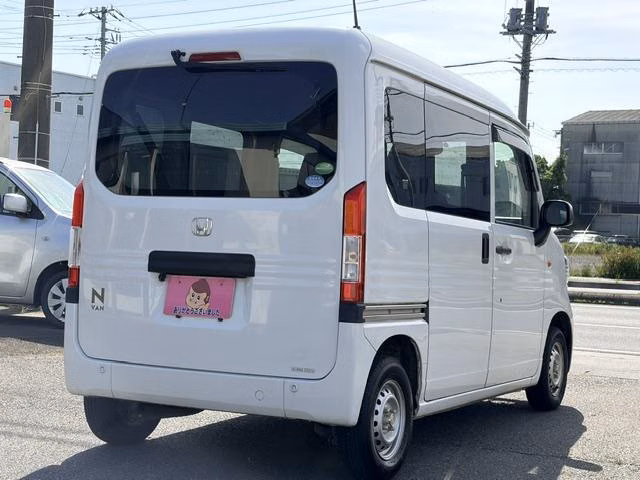 HONDA N-VAN