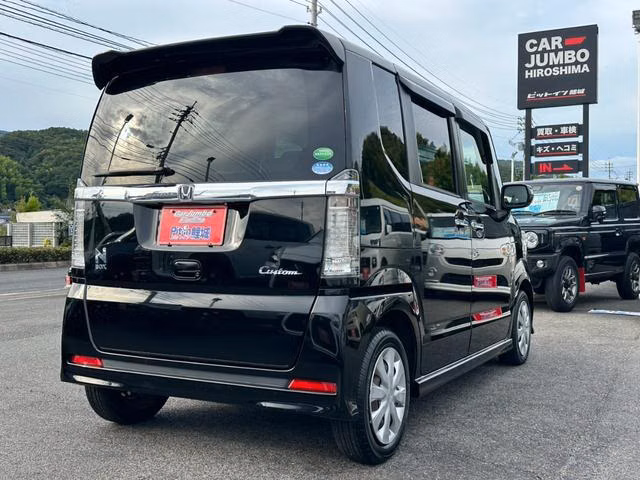 HONDA N-BOX