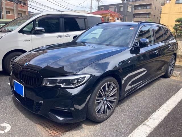 BMW 3-SERIES