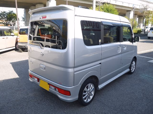 NISSAN NV100 CLIPPER