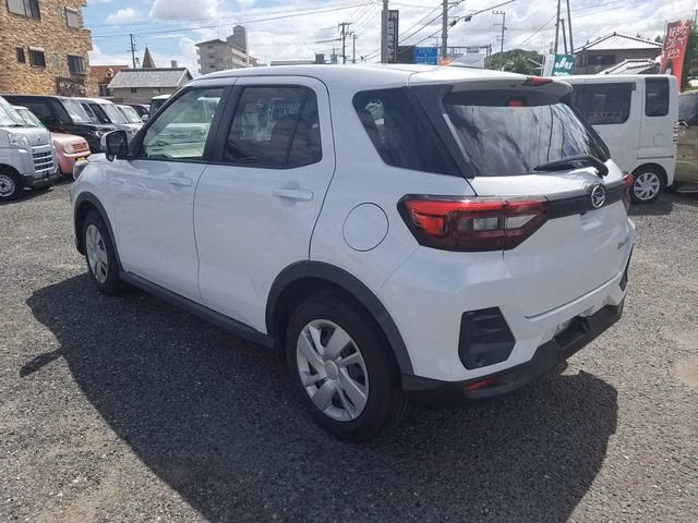 DAIHATSU ROCKY