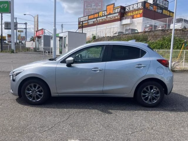 MAZDA MAZDA2