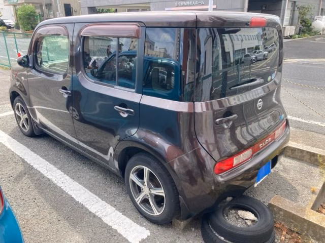 NISSAN CUBE