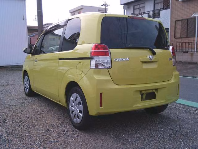 TOYOTA SPADE