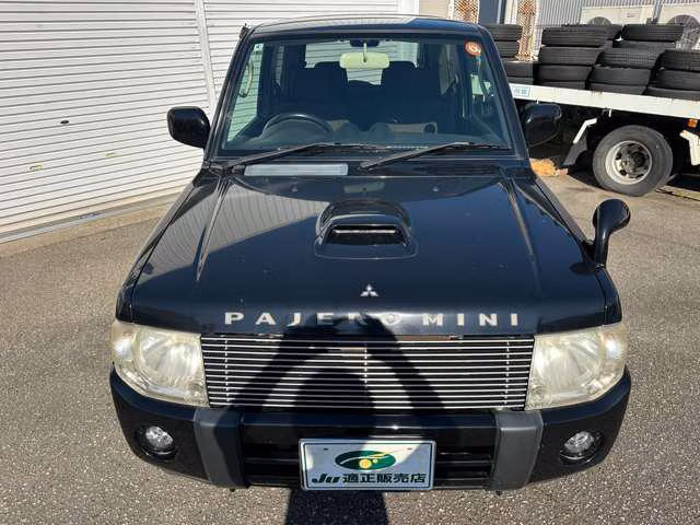 MITSUBISHI PAJERO MINI