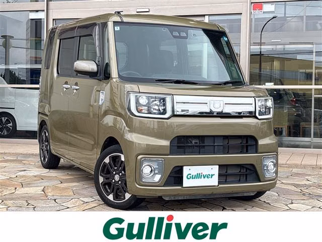 DAIHATSU WAKE