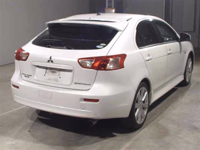 MITSUBISHI GALANT FORTIS