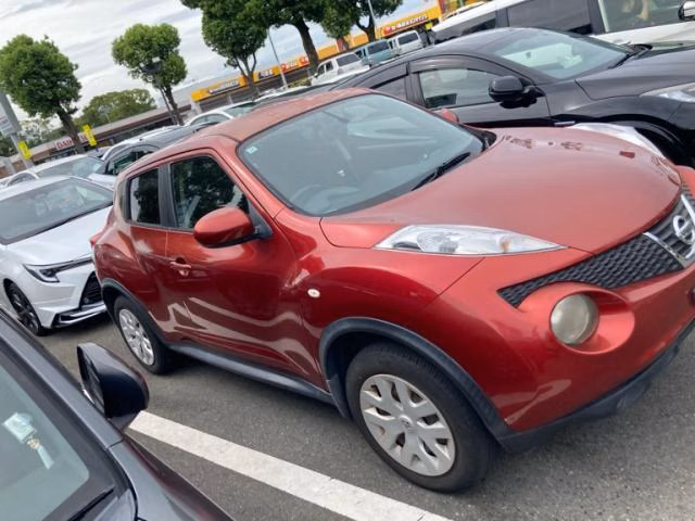 NISSAN JUKE