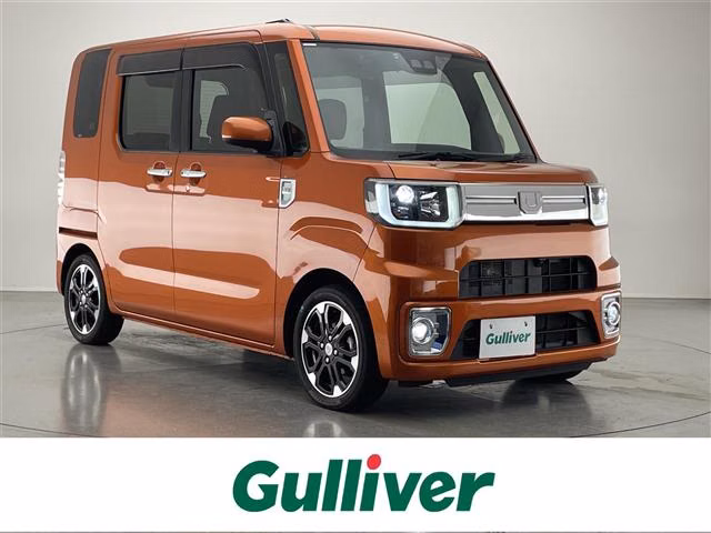 DAIHATSU WAKE