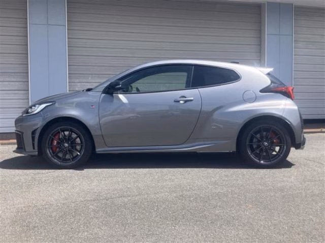 TOYOTA GR YARIS