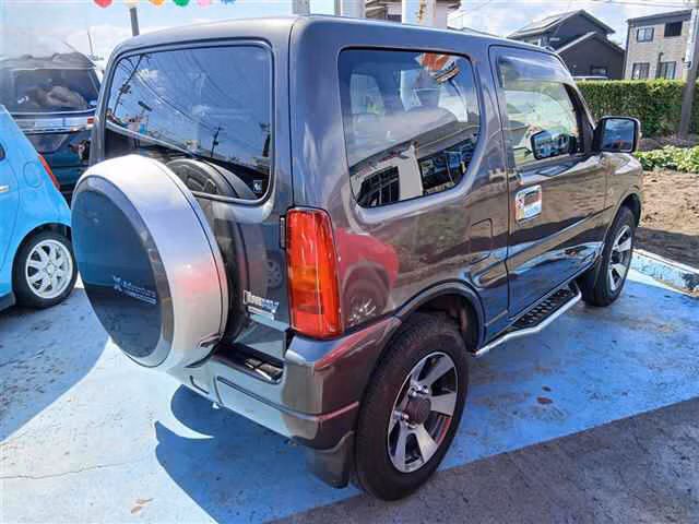 SUZUKI JIMNY