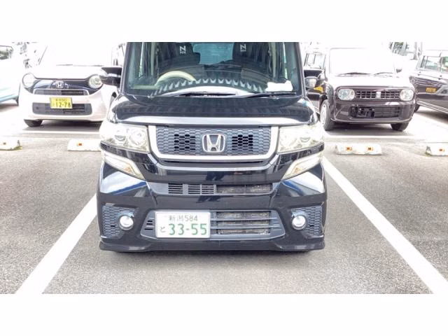 HONDA N-BOX