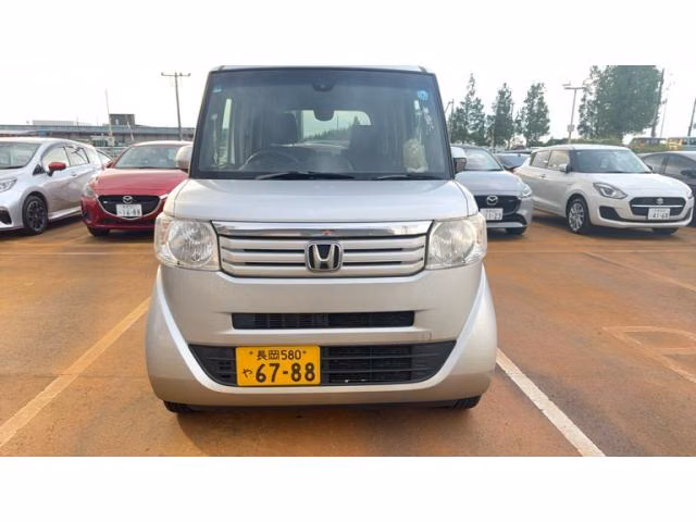 HONDA N-BOX