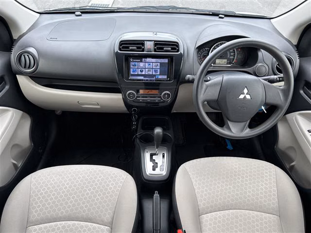 MITSUBISHI MIRAGE